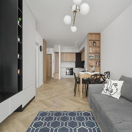Michalczyka Stylish Apartment With Parking In The City Center Of Wroclaw By Noclegi Renters Zewnętrze zdjęcie